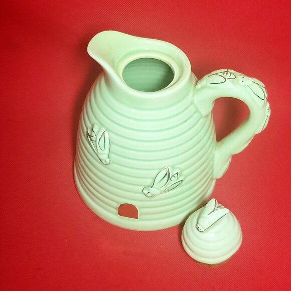 Vintage Green Beehive Honey Pot Ceramic with Lid - Picture 4 of 12